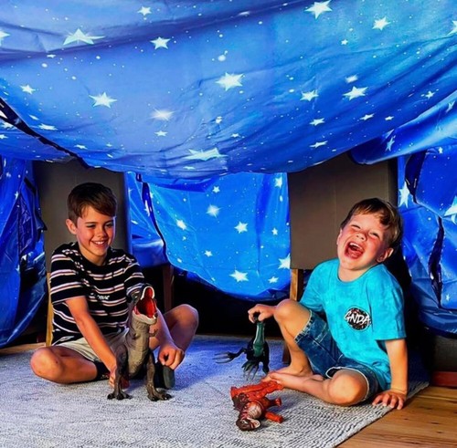 Molcey blanket fort building - blanket,
